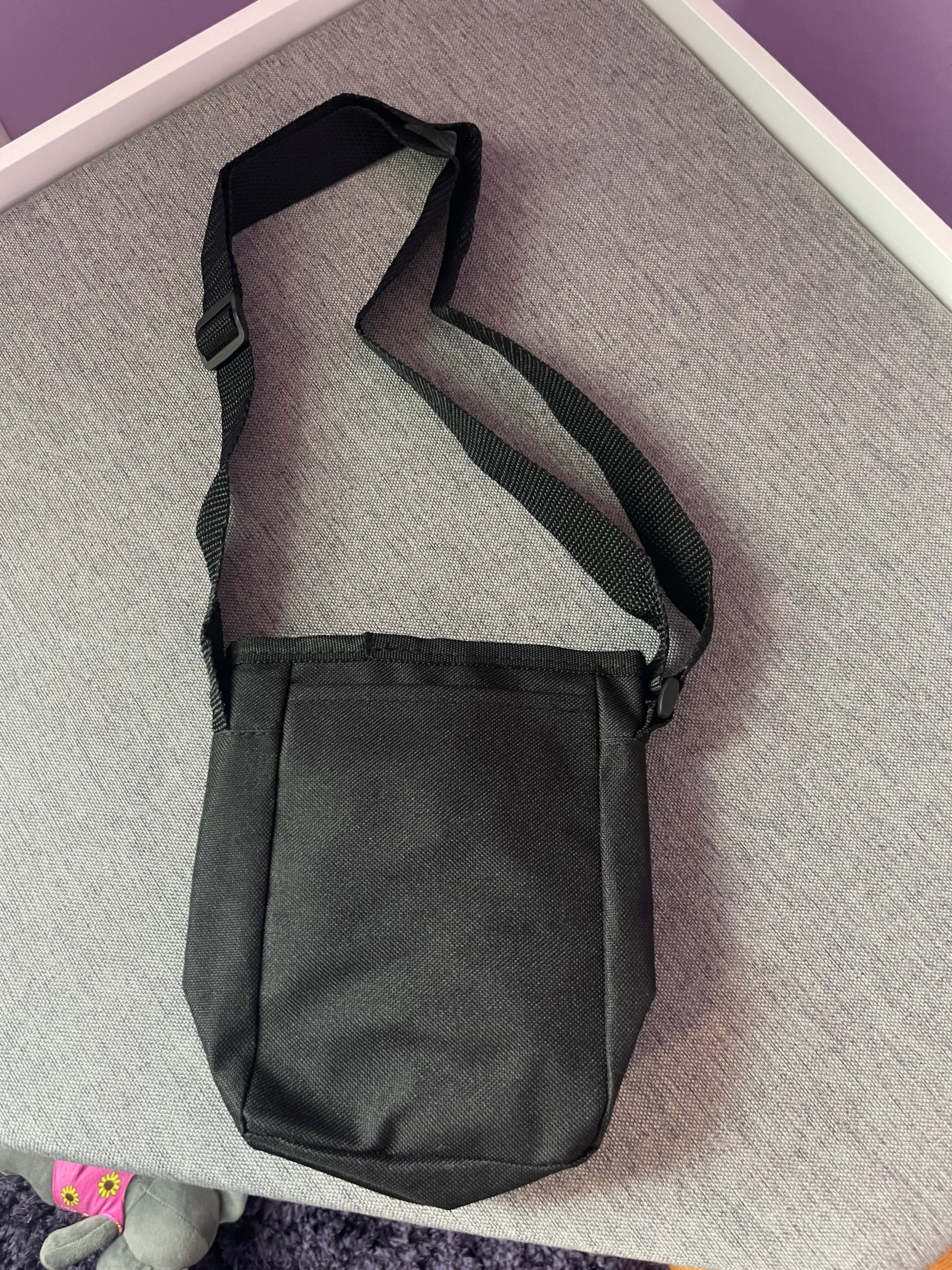 Pet Safety Pet Treat Carrier with Bag Dispenser